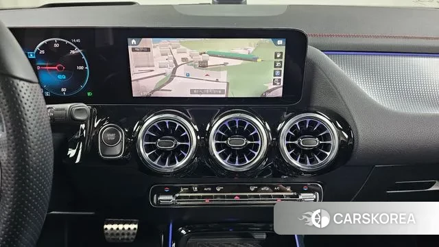 Mercedes-Benz EQA H243 2024 Белый из Кореи, фото 6