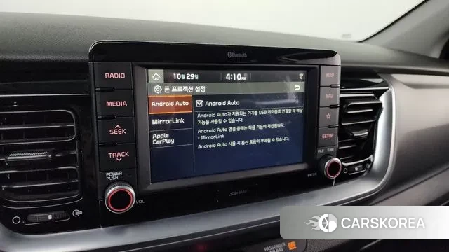 Kia Stonic 2019 Белый из Кореи, фото 6