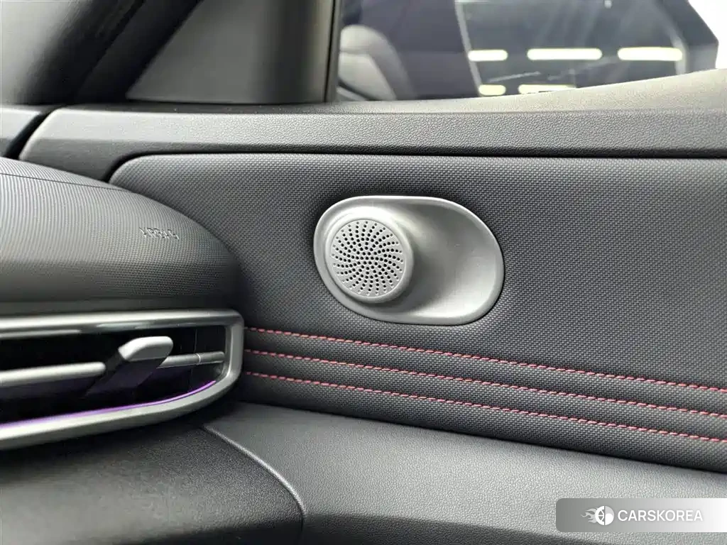 Hyundai Elantra 2022 Silver/gray из Китая, фото 6
