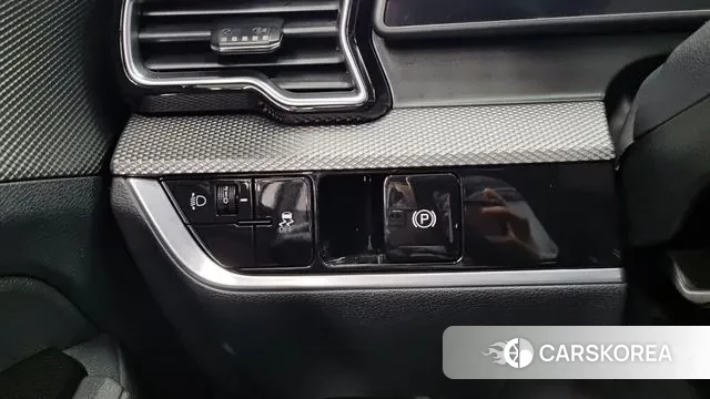 Kia Sportage 5th Generation 2023 Белый из Кореи, фото 6