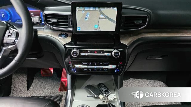 Ford Explorer 6th Generation 2022 Белый из Кореи, фото 6