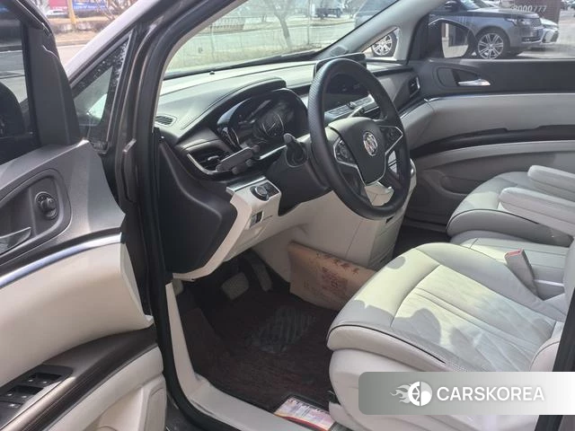 Buick GL8 2023 Коричневый из Китая, фото 6