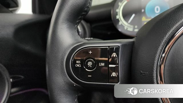 Mini Cooper S Convertible 2021 Песочный из Кореи, фото 6
