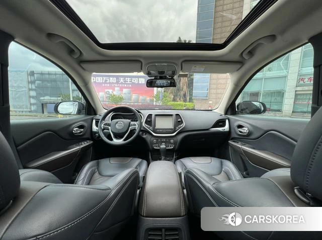 Jeep Free light 2018 Черный из Китая, фото 6