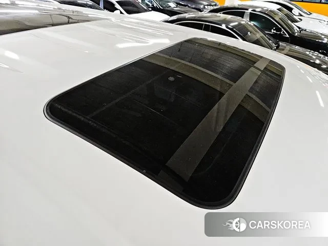 Hyundai Staria 2025 Белый из Кореи, фото 6