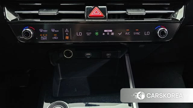 Kia Di Ol Nu Niro 2022 Белый из Кореи, фото 6