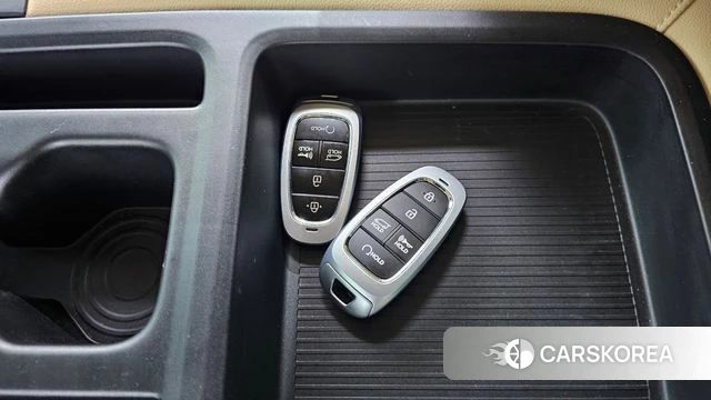 Hyundai Staria 2024 Синий из Кореи, фото 6