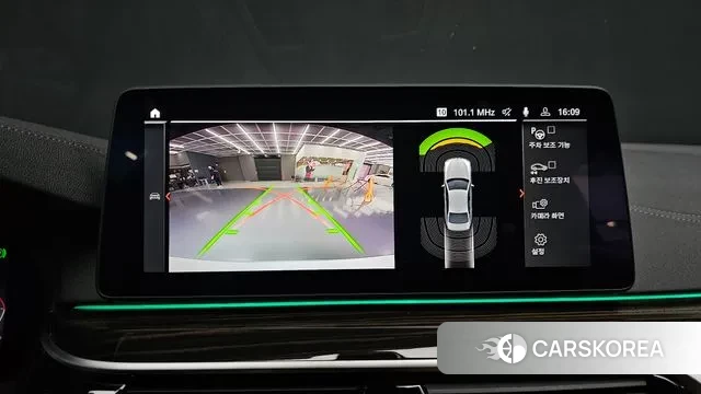 BMW 5 Series (G30) 2022 Белый из Кореи, фото 6