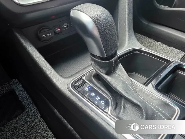 Hyundai Sonata New Rise 2018 Серебристо-серый из Кореи, фото 6