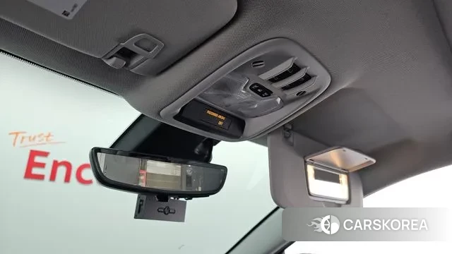 Chevrolet (GM Daewoo) Bolt EUV 2022 Черный из Кореи, фото 6