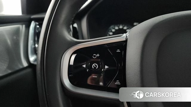 Volvo S60 3rd generation 2021 Белый из Кореи, фото 6