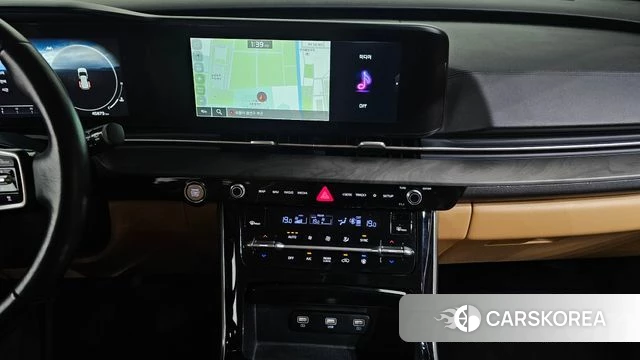 Kia Carnival 4th generation 2023 Серебристо-серый из Кореи, фото 6