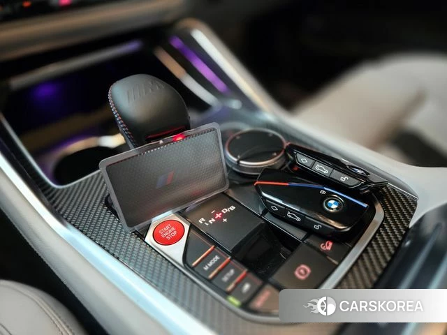BMW X5M (G05) 2025 Серебристо-серый из Кореи, фото 6