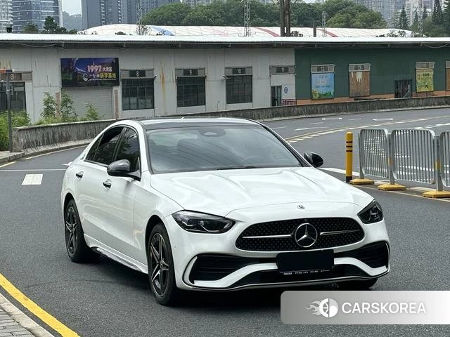 Mercedes-Benz Class C 2025 Белый из Китая, фото 6