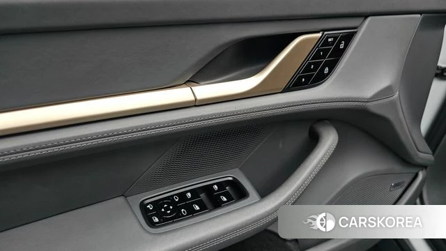 Porsche Taycan 2021 Белый из Кореи, фото 6