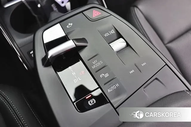 BMW 2 Series Active Tourer (U06) 2023 Белый из Кореи, фото 6