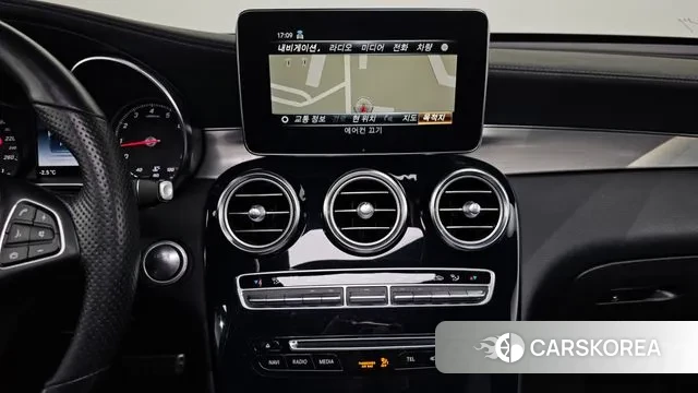 Mercedes-Benz GLC-Class X253 2019 Белый из Кореи, фото 6