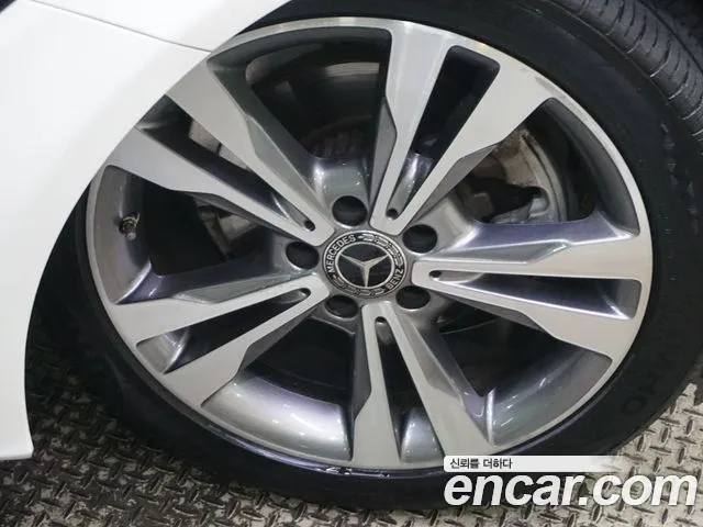 Mercedes-Benz C-Class W205 2018 Белый из Кореи, фото 6