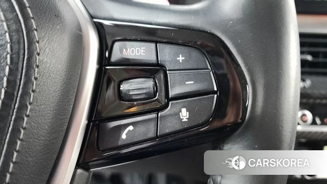 BMW 5 Series (G30) 2018 Черный из Кореи, фото 6