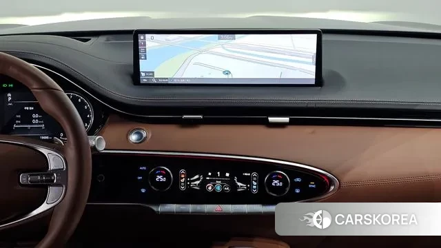 Genesis GV70 2021 Черный из Кореи, фото 6