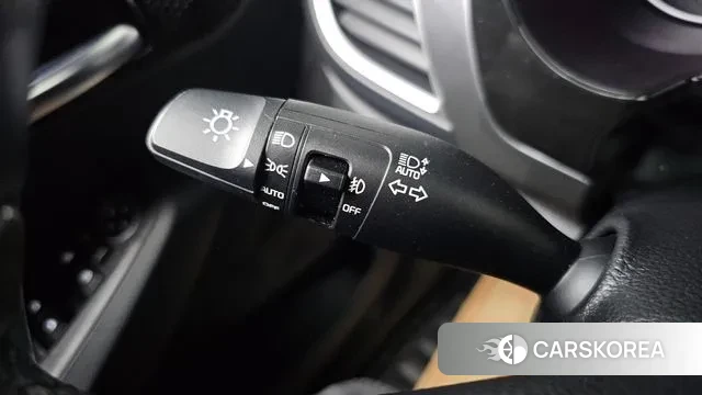 Kia Seltos 2022 Белый из Кореи, фото 6