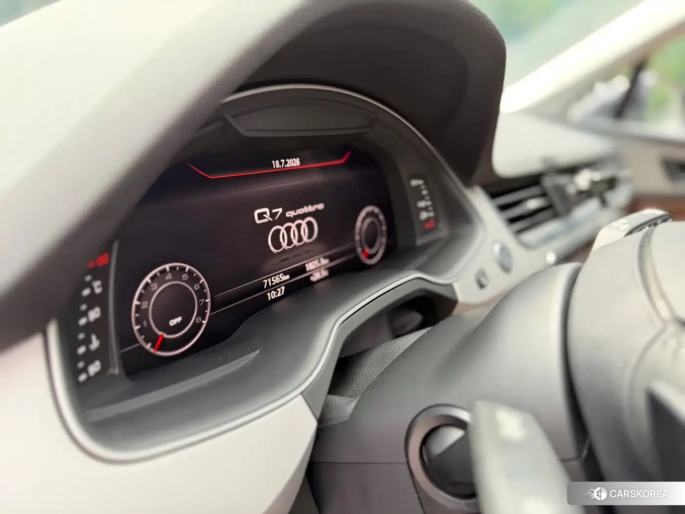 Audi Q7 2018 Черный из Китая, фото 6