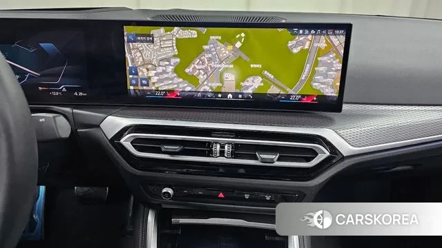 BMW i4 2024 Светло-серебряный цвет из Кореи, фото 6