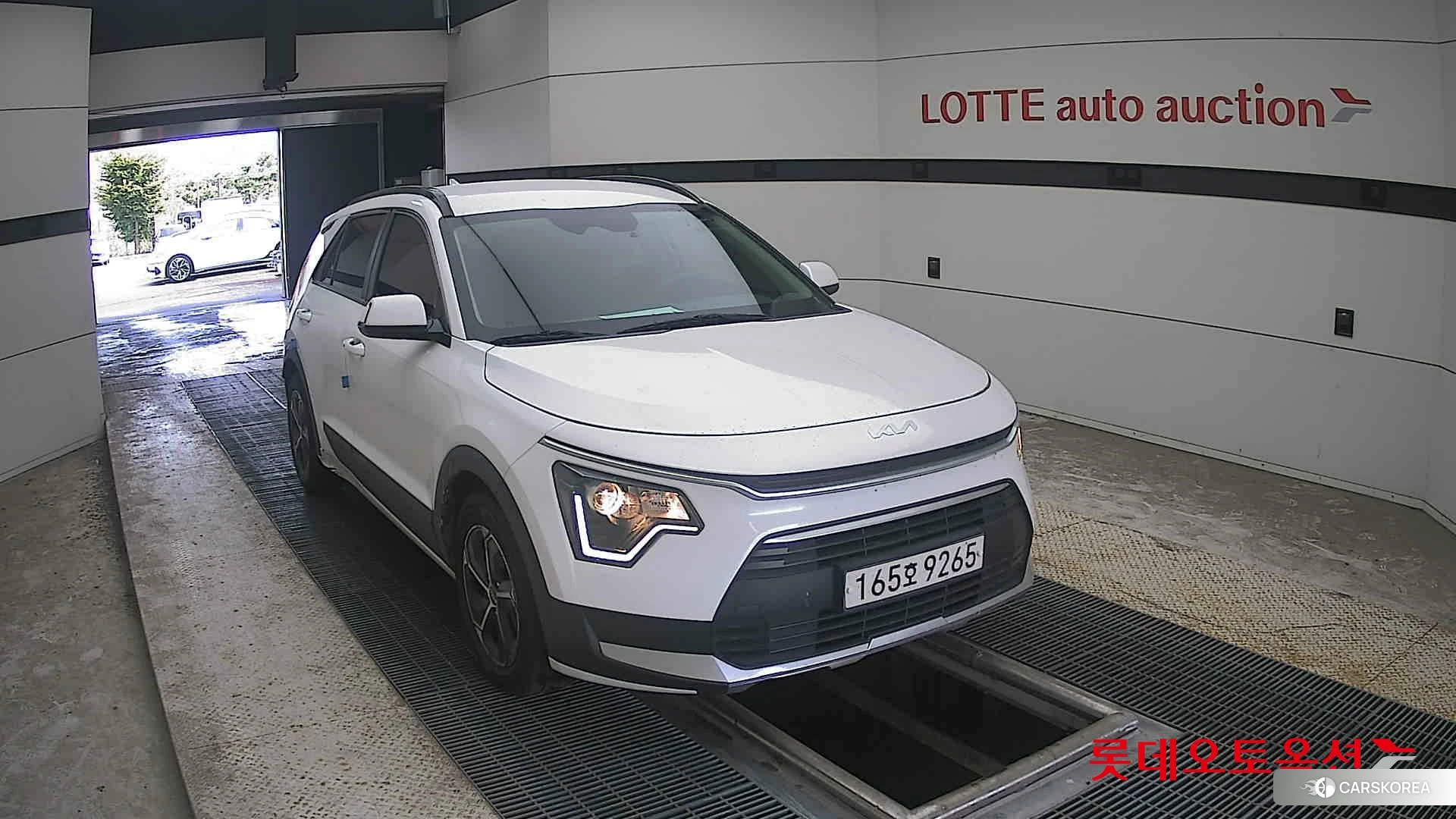Kia Niro Hybrid 2022 Snow White Pearl (optional) из Кореи, фото 6