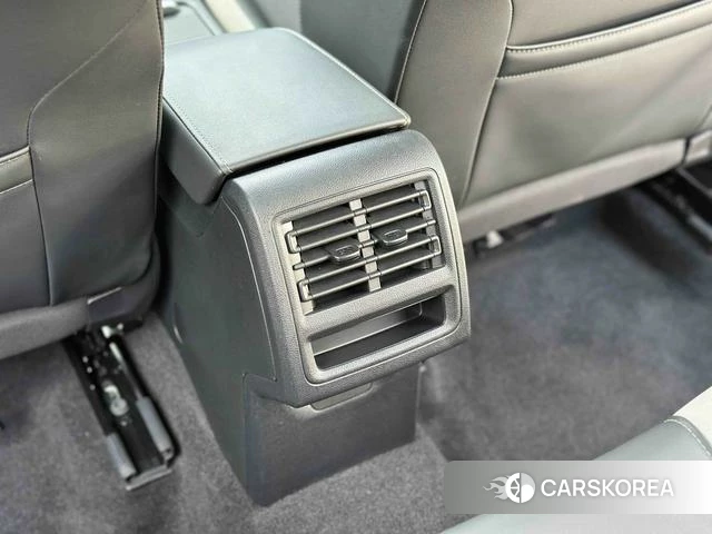 Volkswagen Golf 2022 Белый из Китая, фото 6