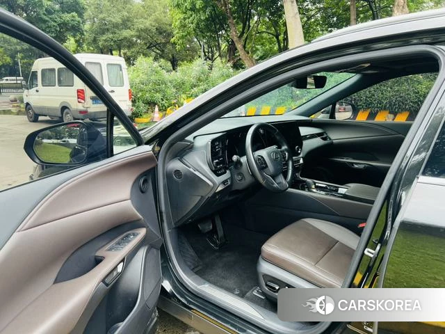 Lexus RX 2023 Черный из Китая, фото 6