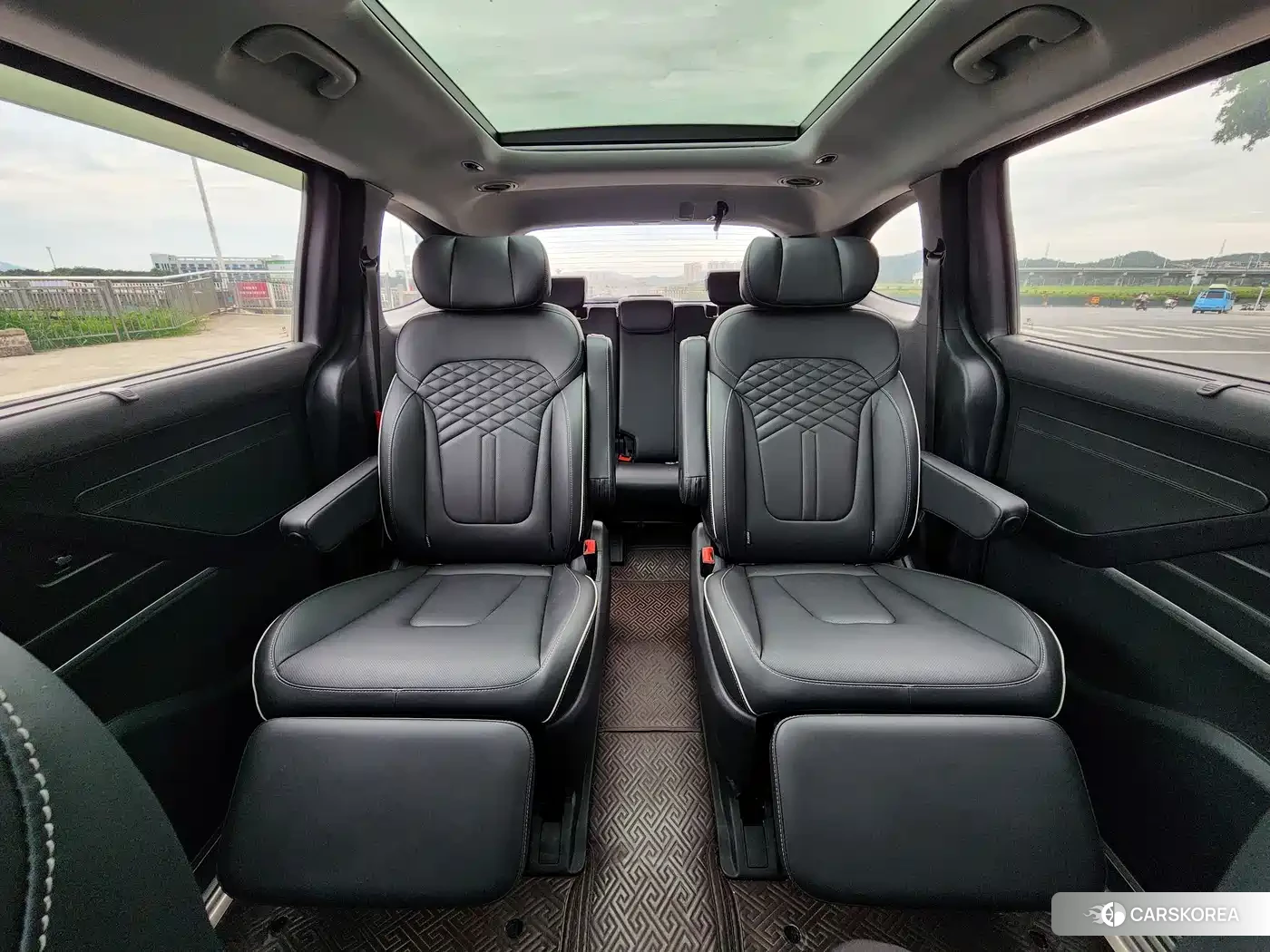 Hyundai Kustu 2023 Silver/gray из Китая, фото 6