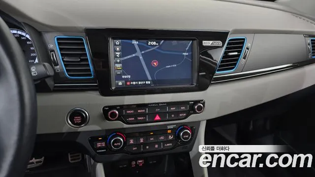 Kia Niro 2019 Белый из Кореи, фото 6