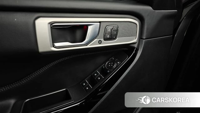 Ford Explorer 6th Generation 2022 Серый из Кореи, фото 6