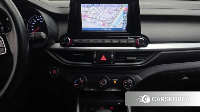 Kia The New K3 2nd generation 2021 Белый из Кореи, фото 6