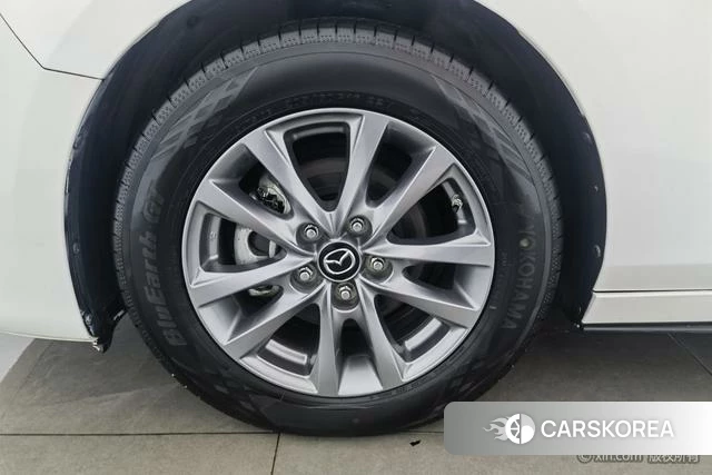Mazda 3 Angkesaila 2022 Белый из Китая, фото 6