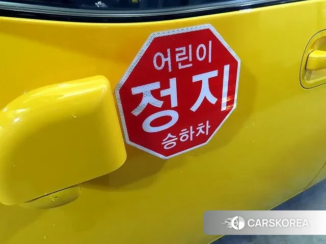 Hyundai Staria 2024 Желтый из Кореи, фото 6