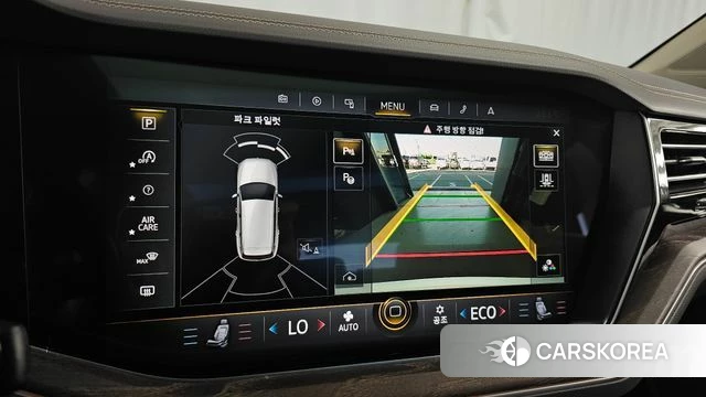 Volkswagen Touareg 3rd generation 2020 Белый из Кореи, фото 6