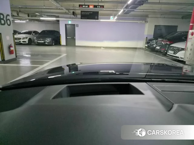 Audi A6 (C8) 2023 Синий из Кореи, фото 6