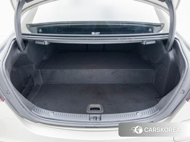 Mercedes-Benz E-Class W213 2022 Серебряный из Кореи, фото 6