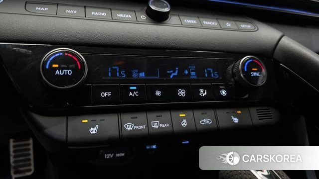 Hyundai The New Avante (CN7) 2024 Белый из Кореи, фото 6