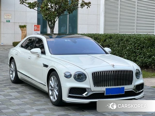 Bentley Flying 2021 Белый из Китая, фото 6