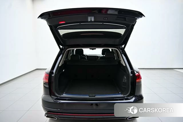 Volkswagen Touareg 2021 Черный из Китая, фото 6