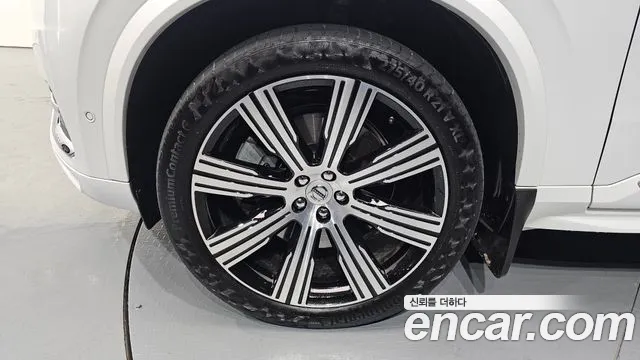 Volvo XC90 second Generation 2023 Белый из Кореи, фото 6