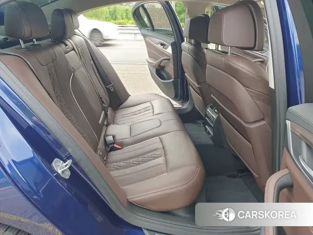 BMW 5 Series (G30) 2019 Синий из Кореи, фото 6