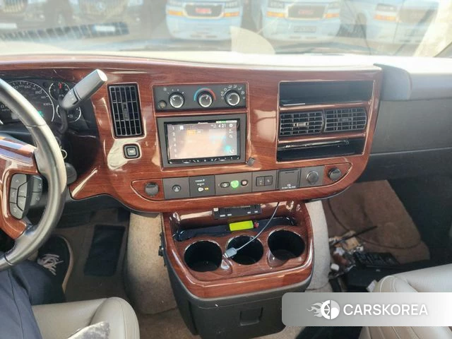 GMC Savana 2020 Белый из Кореи, фото 6