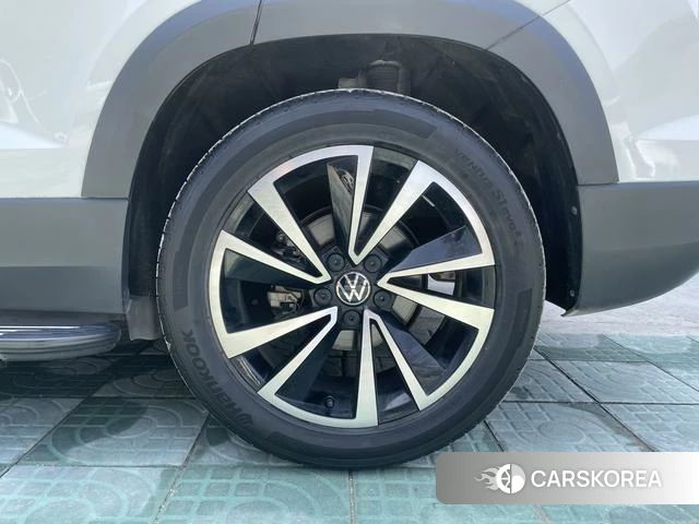 Volkswagen Tuyue 2022 Белый из Китая, фото 6
