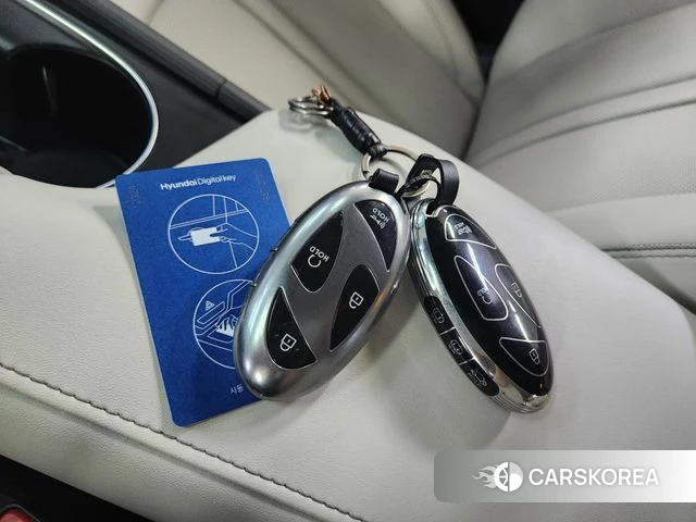 Hyundai Sonata D Edge Hybrid (DN8) 2024 Белый из Кореи, фото 6