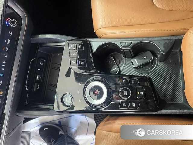 Kia Sportage 5th Generation 2023 Белый из Кореи, фото 6