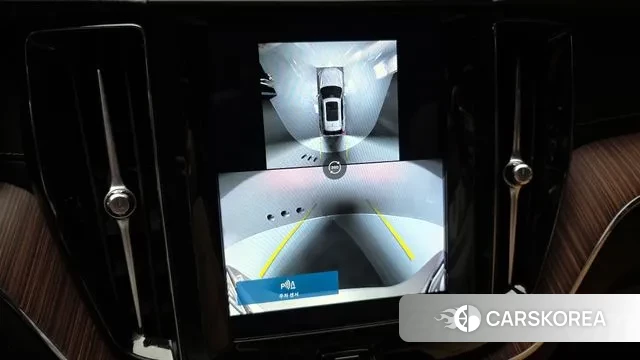 Volvo XC60 second Generation 2024 Белый из Кореи, фото 6