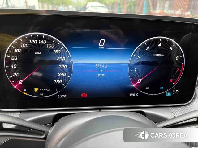 Mercedes-Benz Class C 2024 Белый из Китая, фото 6